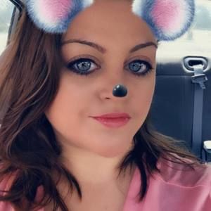 Meet your Posher, Beverly